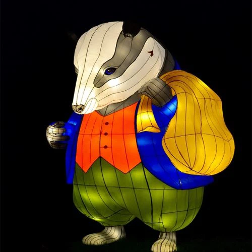 Atraktiivsed loomade krokodillivalgustite festivali Hiina laternad