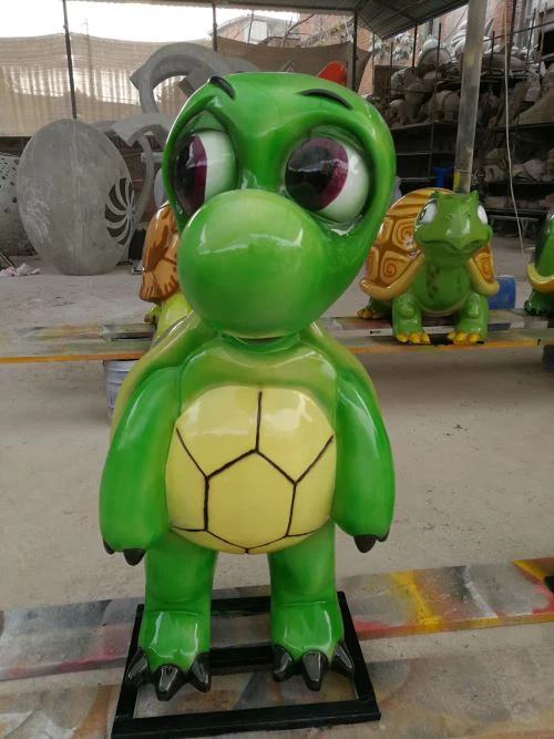 Kohandage populaarseid koomiksiloomade elusuuruses klaaskiudkujusid