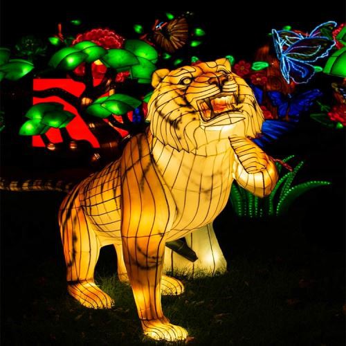 Traditsioonilised hiina punased laternad välitingimustes kasutatavad tiigrilaternad