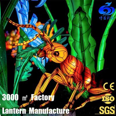 Siidist hiina iidne hoonelatern seatud taeva templi